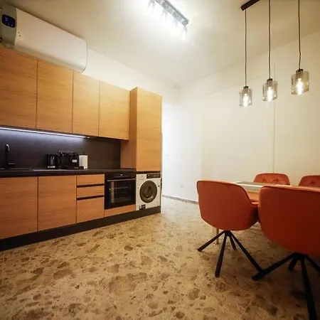 Marina Shore Escape 9 * Rijeka